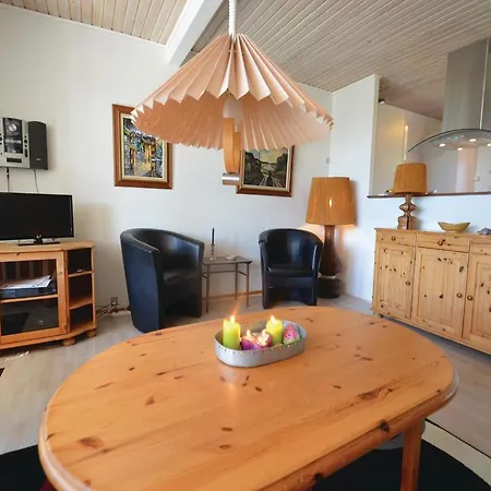 Prázdninový dům Four Bedroom Holiday In