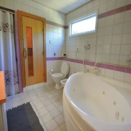 Four Bedroom Holiday In *